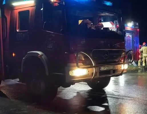 Wyjazd strażaków do miejscowego zagrożenia w Trzebieszy