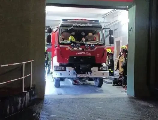 Nocna akcja strażaków z OSP Opole Lubelskie – zabezpieczenie rejonu operacyjnego