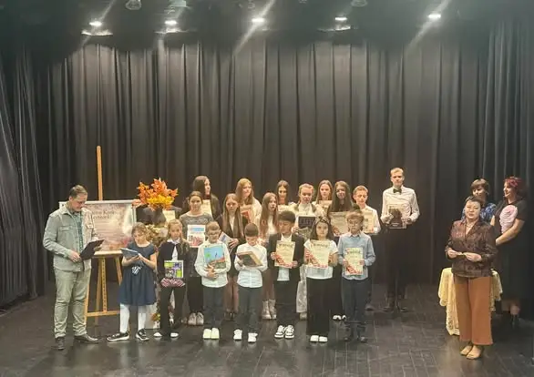 Jubileuszowy 30. Jesienny Konkurs Recytatorski w Opolskim Centrum Kultury – sukcesy uczniów „Dwójki”