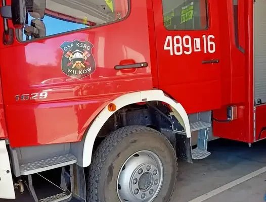 Wypadek w Urządkowie: interweniowały cztery zastępy straży pożarnej