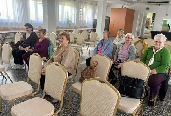 Świadomy Senior w świecie dezinformacji – spotkanie w Józefowie nad Wisłą