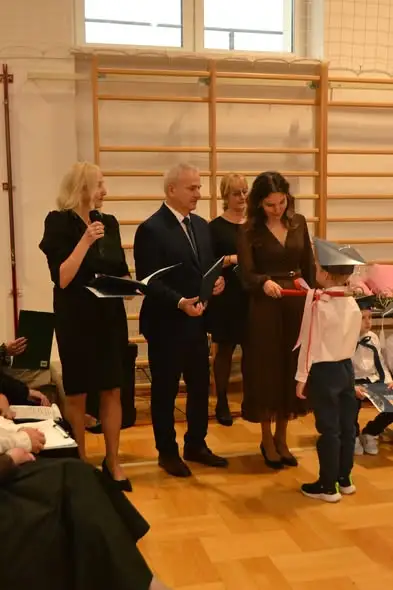 Pierwszoklasiści z SP nr 2 w Opolu Lubelskim złożyli ślubowanie
